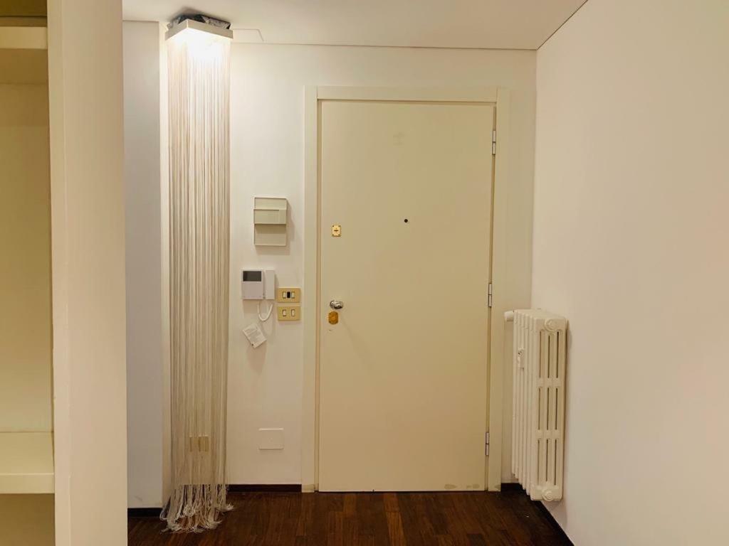 Whouse Luxury Universita' Bologna Bagian luar foto