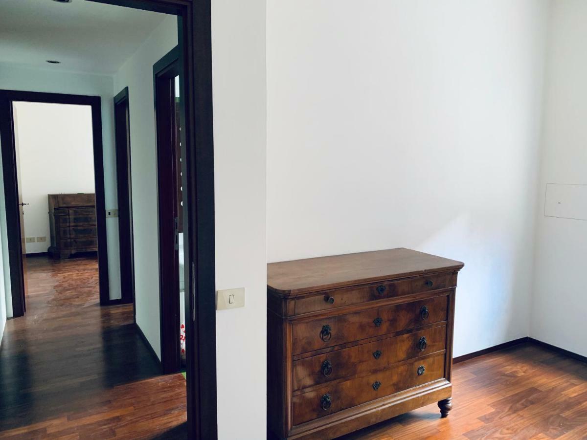 Whouse Luxury Universita' Bologna Bagian luar foto