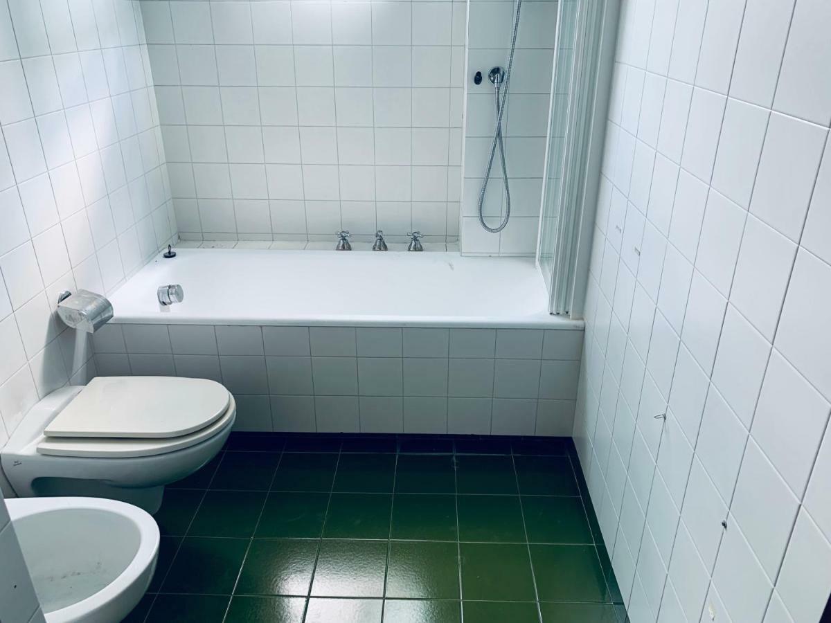 Whouse Luxury Universita' Bologna Bagian luar foto